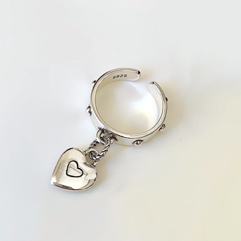 Niche retro love ring heart-shaped ring cute ring
